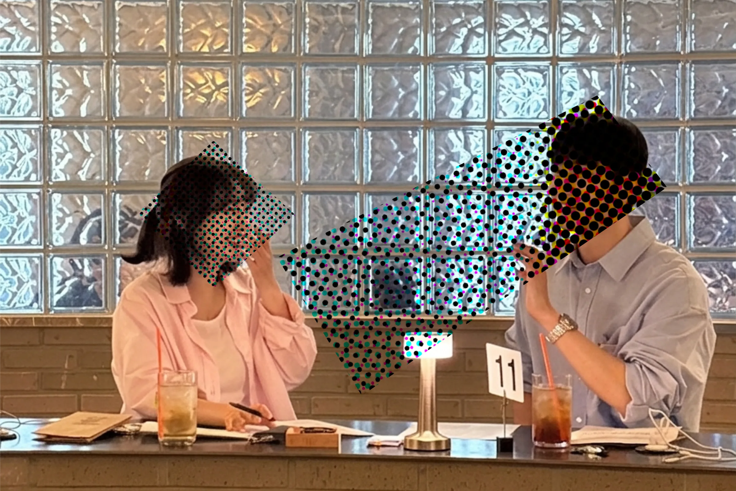 감정적인 로테이션 소개팅 참여 모습